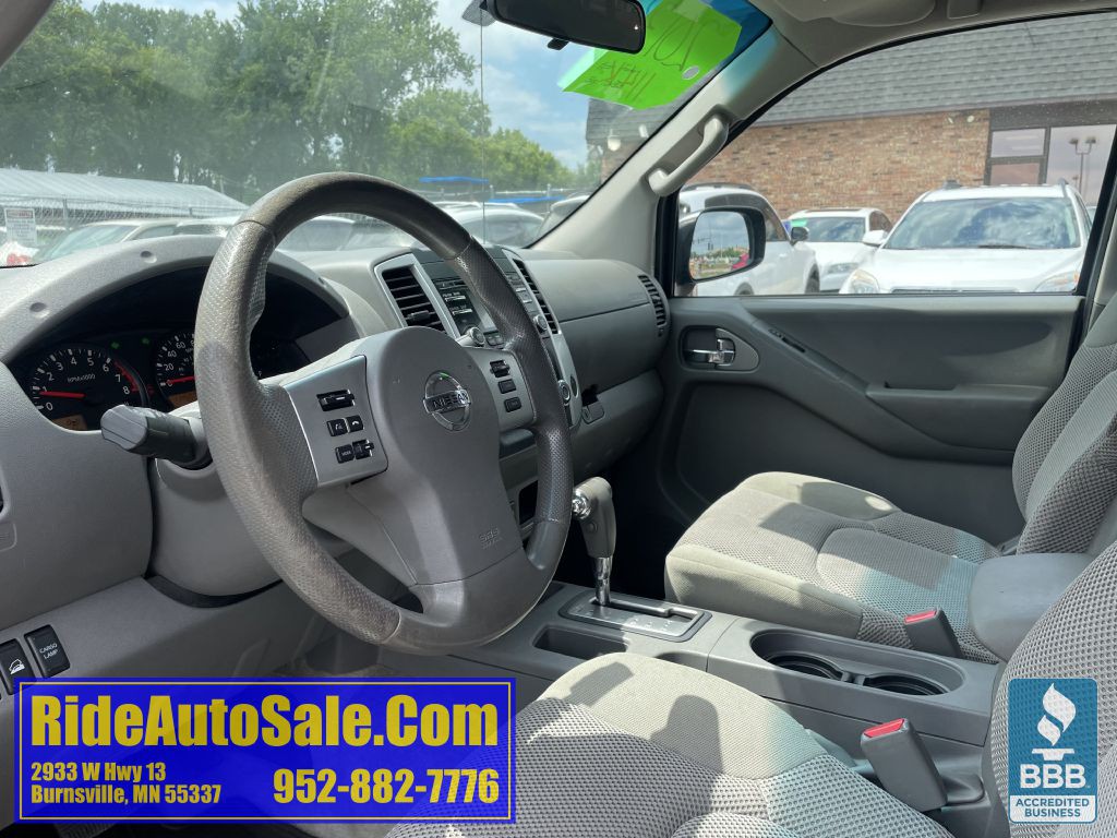 2013 Nissan Frontier Image 10