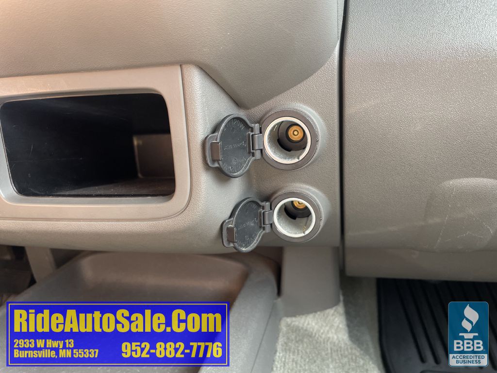 2013 Nissan Frontier Image 35