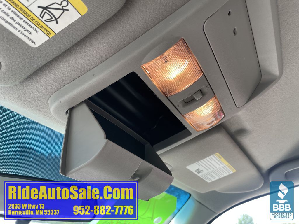 2013 Nissan Frontier Image 37