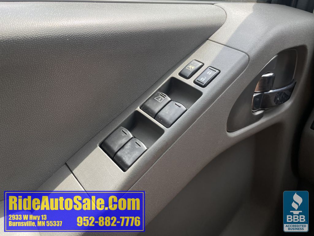 2013 Nissan Frontier Image 39