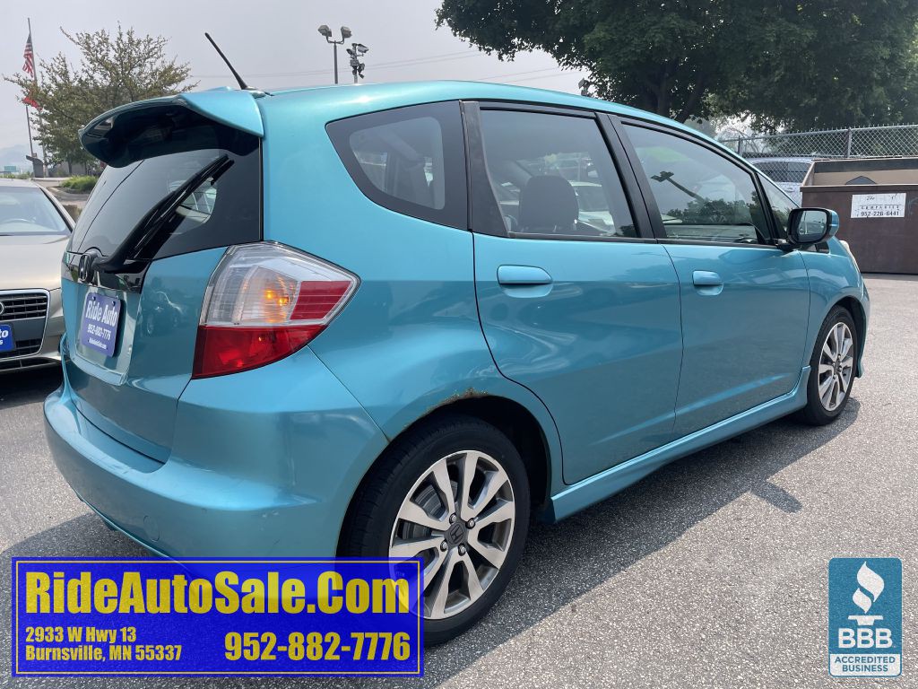 2013 Honda Fit Image 5