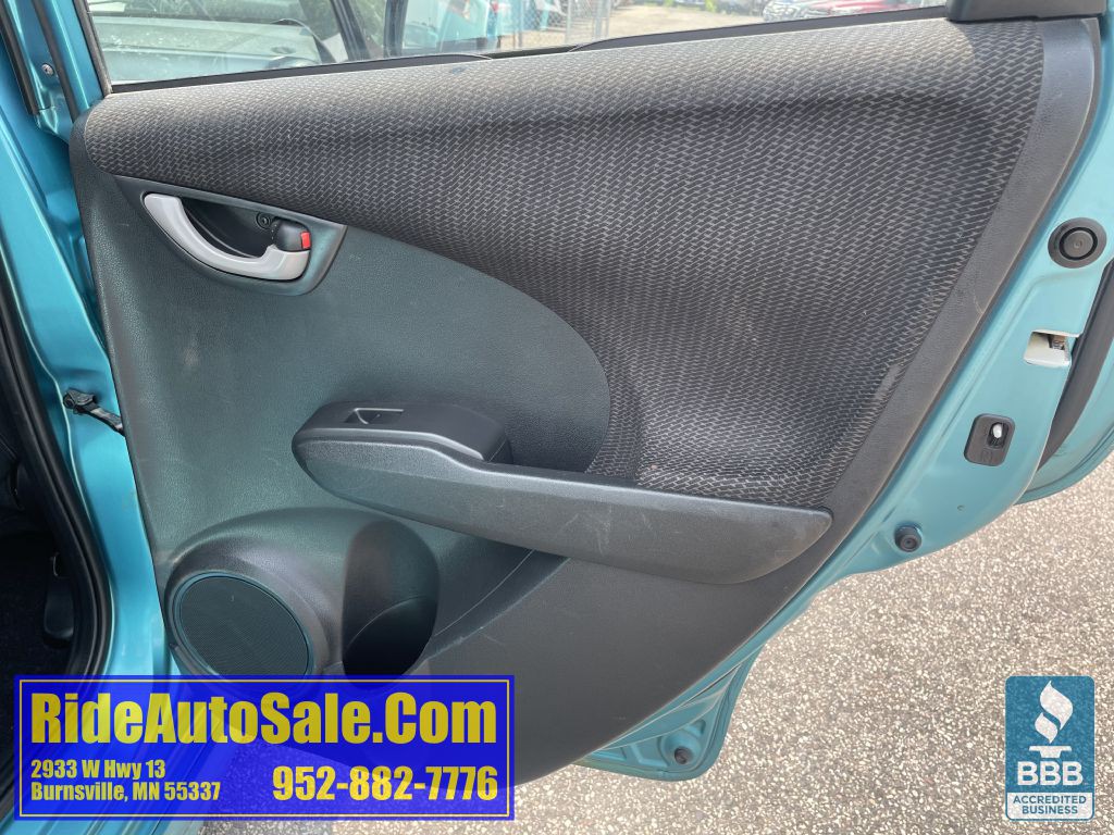 2013 Honda Fit Image 15