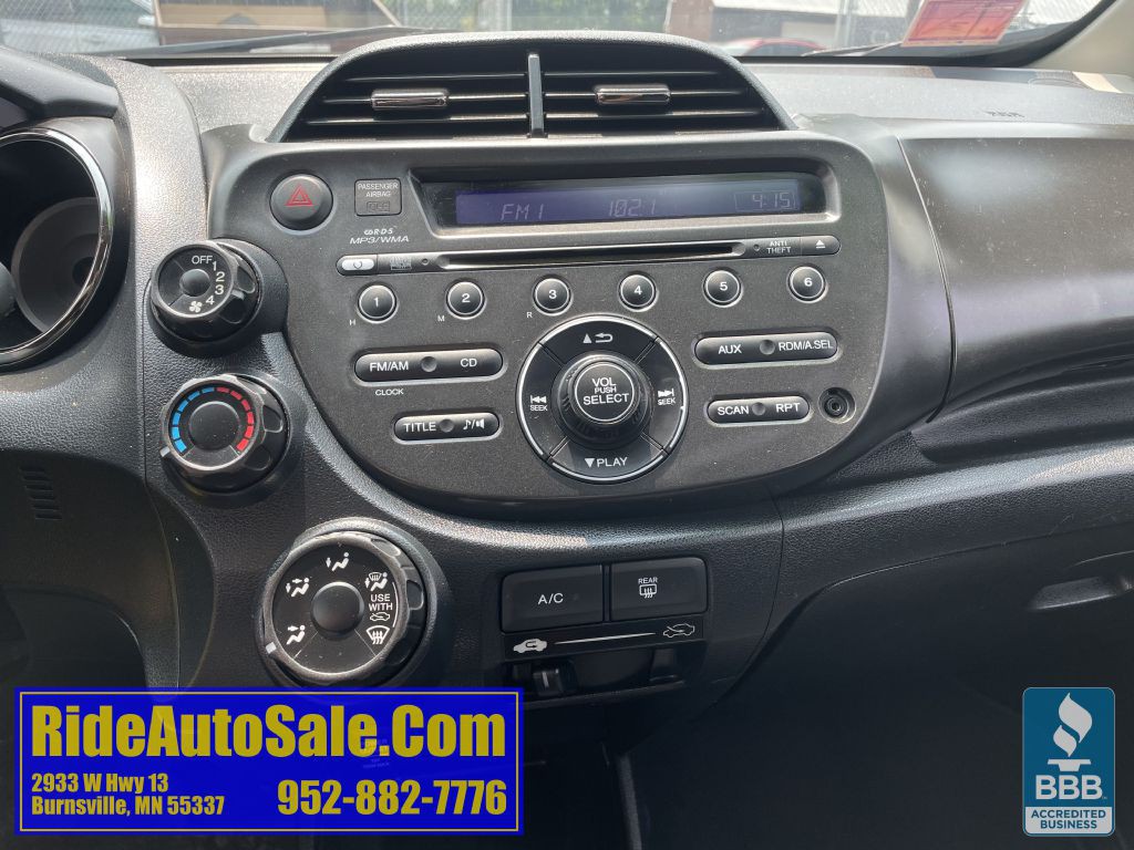 2013 Honda Fit Image 20