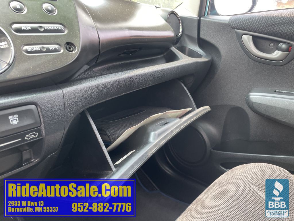 2013 Honda Fit Image 34