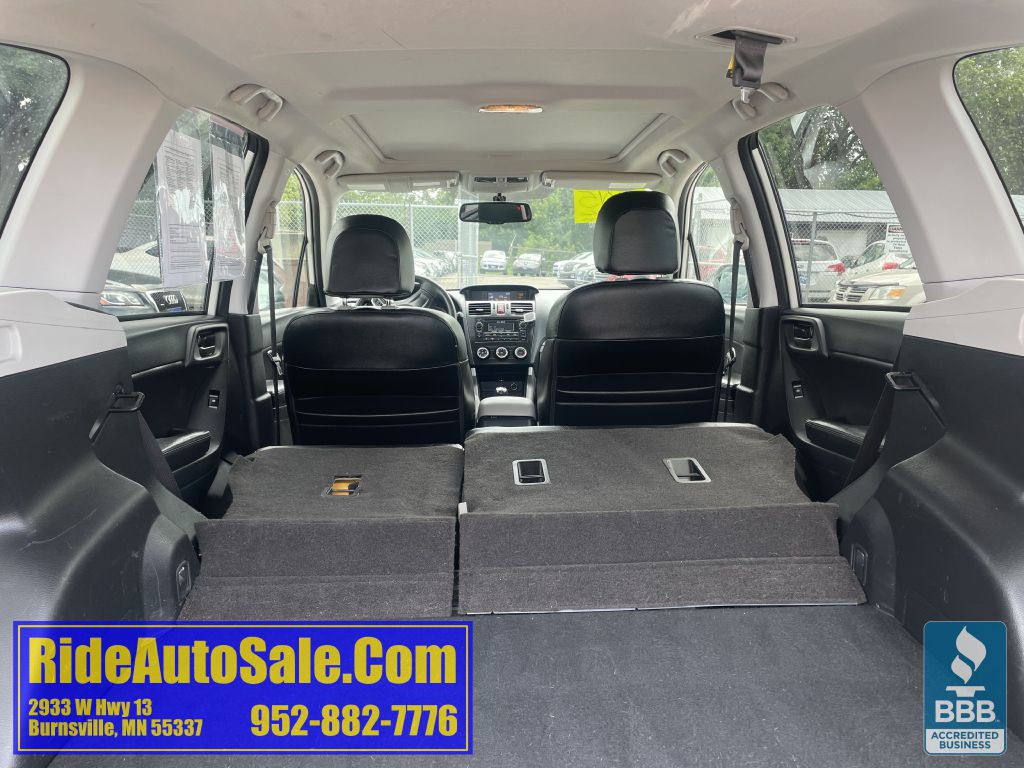 2015 Subaru Forester Image 32
