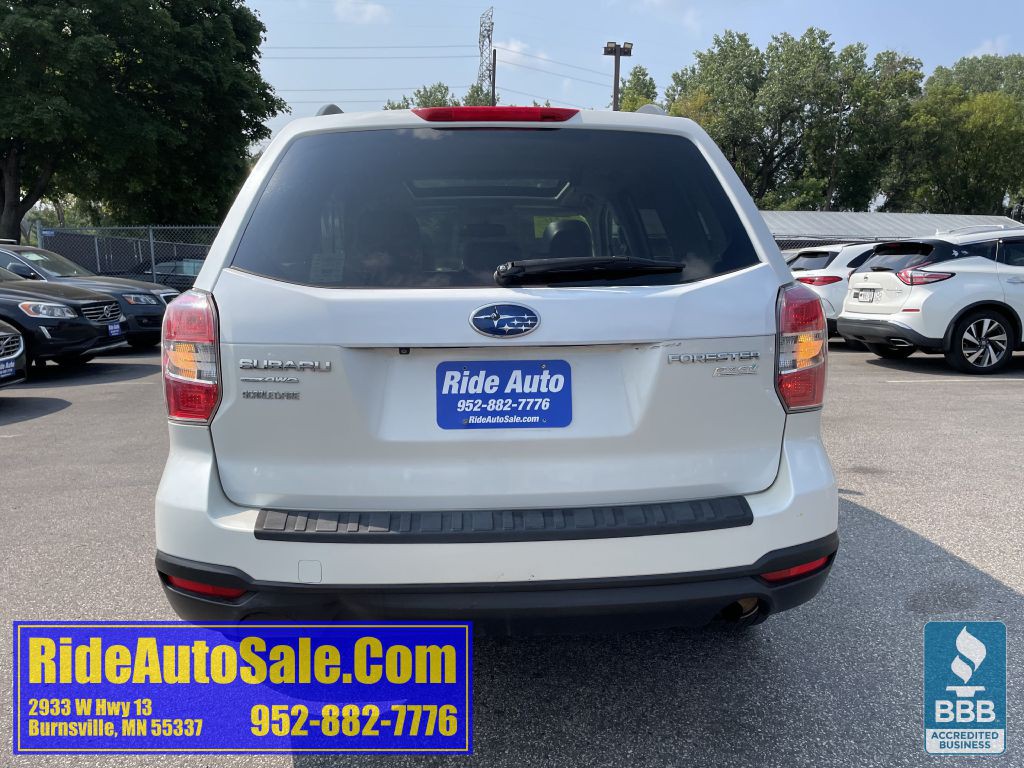 2015 Subaru Forester Image 6