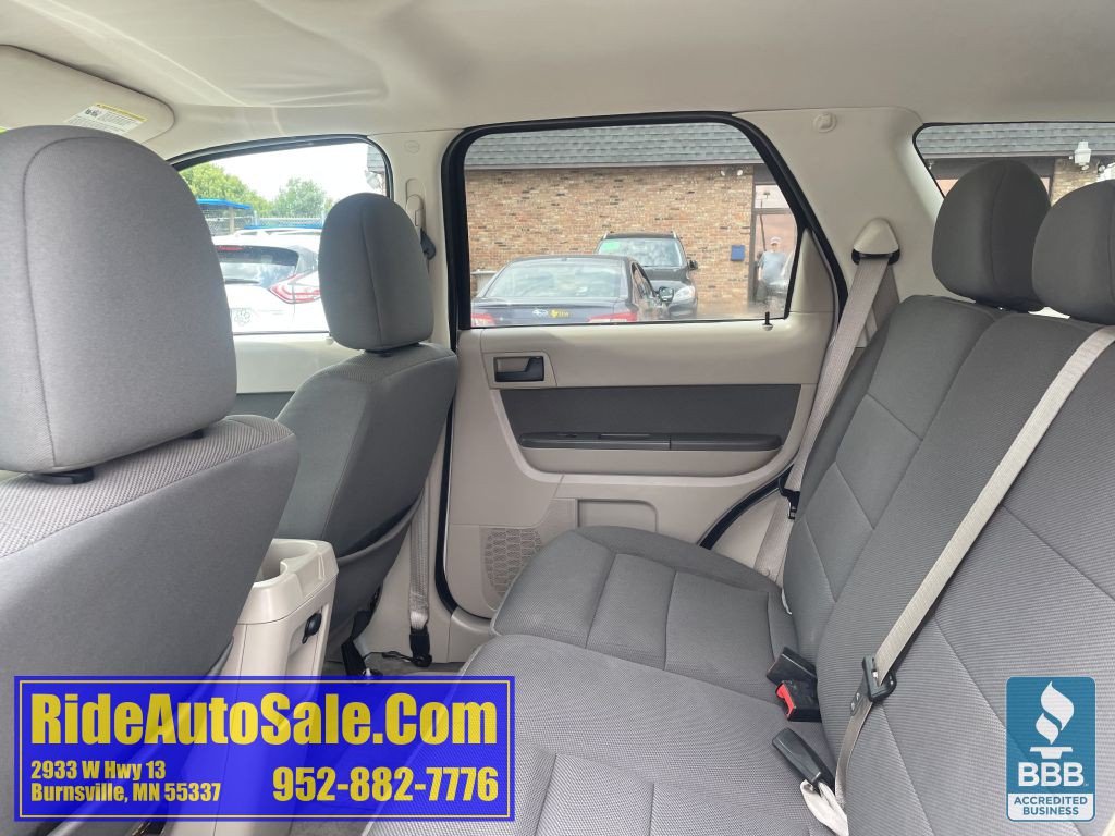 2010 Ford Escape Image 12