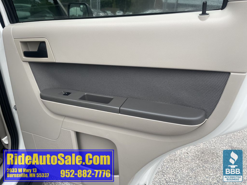 2010 Ford Escape Image 15