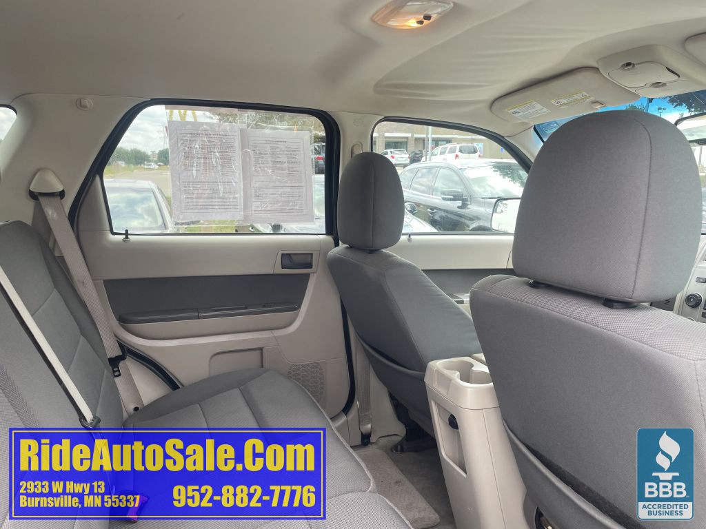 2010 Ford Escape Image 16