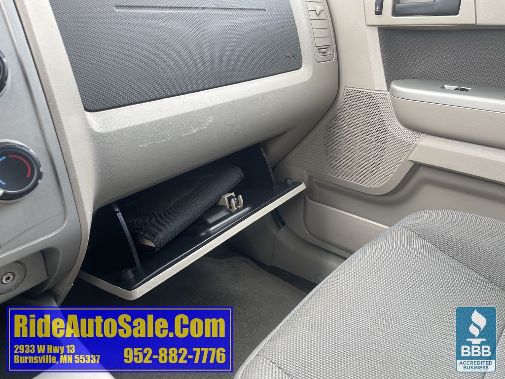 2010 Ford Escape Image 43
