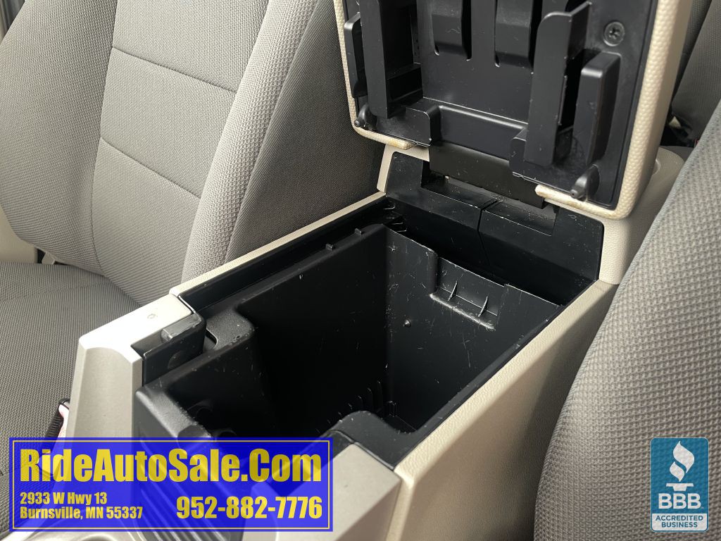 2010 Ford Escape Image 48