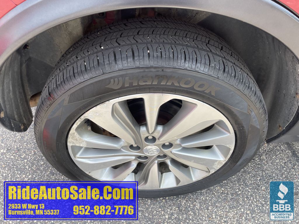 2017 Buick Enclave Image 28