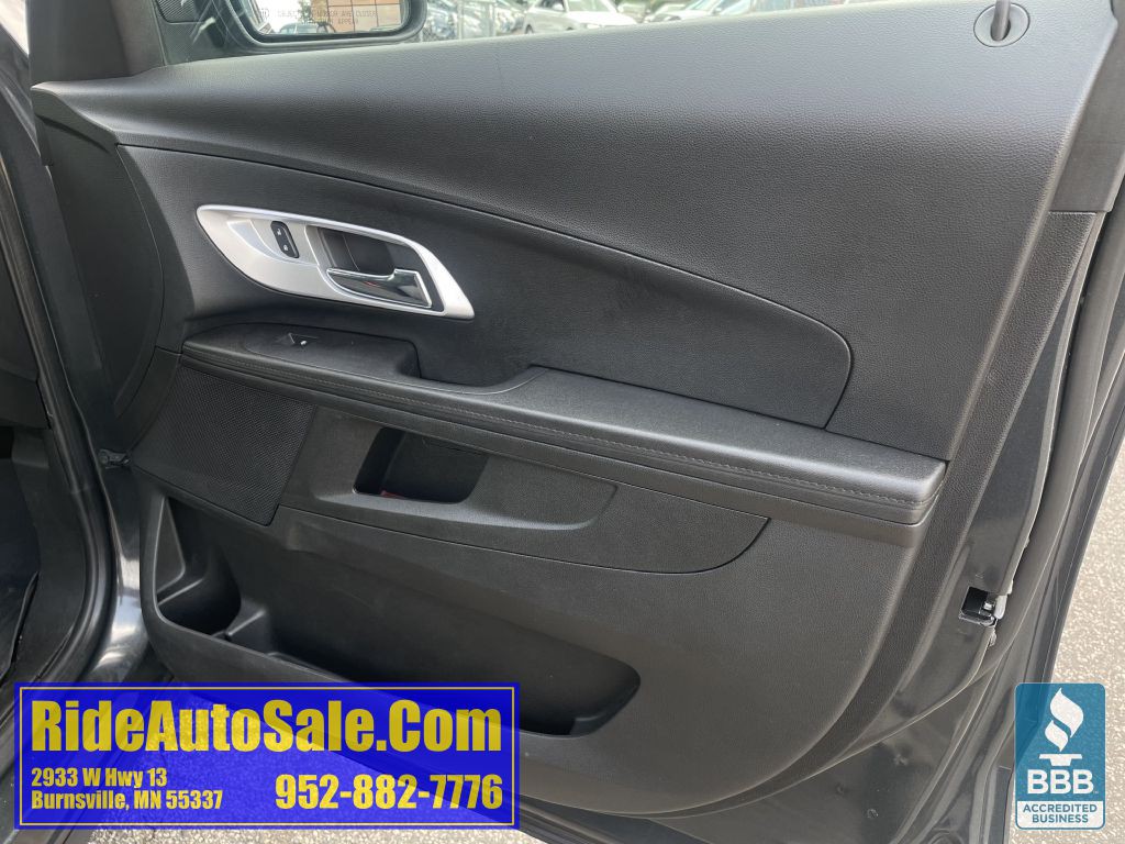2017 Chevrolet Equinox Image 13