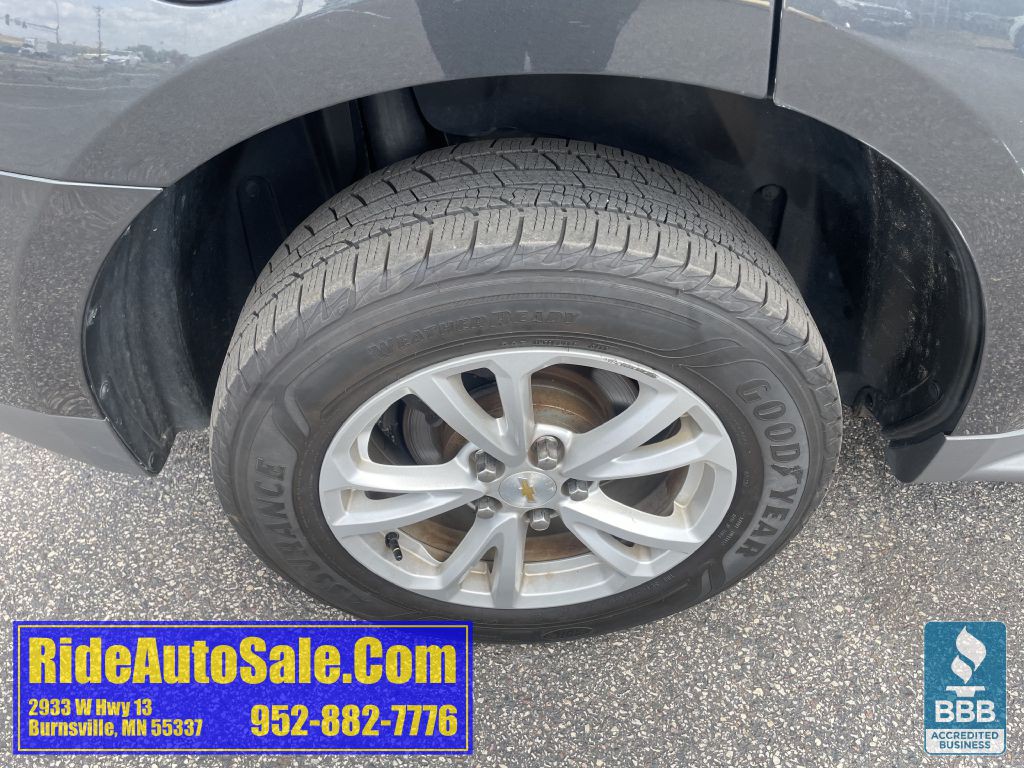 2017 Chevrolet Equinox Image 28