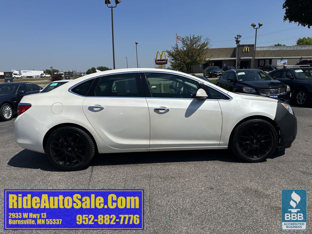 2013 Buick Verano Image 4