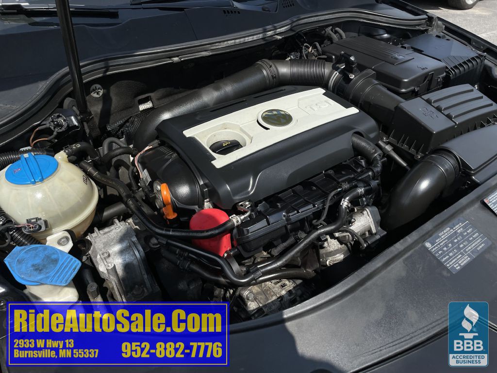 2009 Volkswagen Passat Image 22