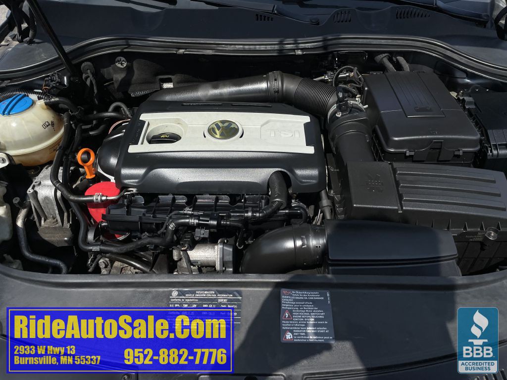 2009 Volkswagen Passat Image 23