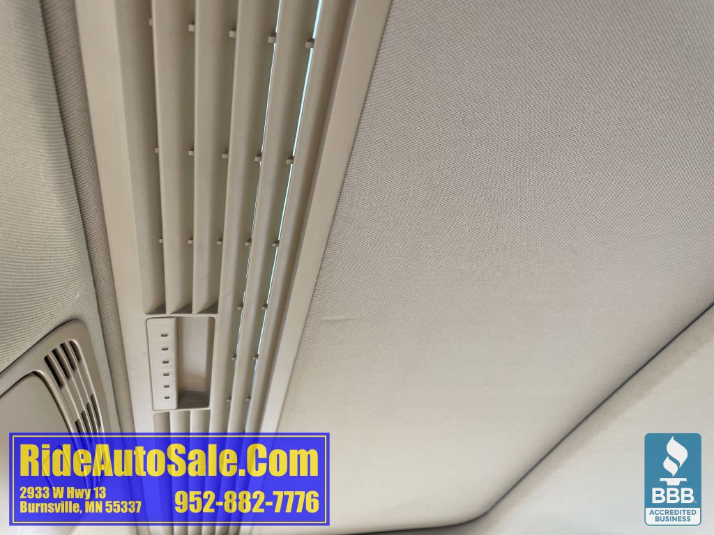 2009 Volkswagen Passat Image 42