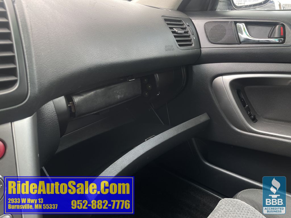 2006 Subaru Legacy Image 40