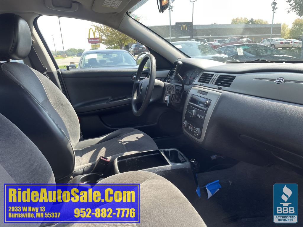 2009 Chevrolet Impala Image 14