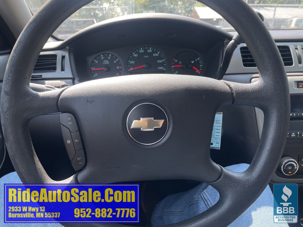 2009 Chevrolet Impala Image 19