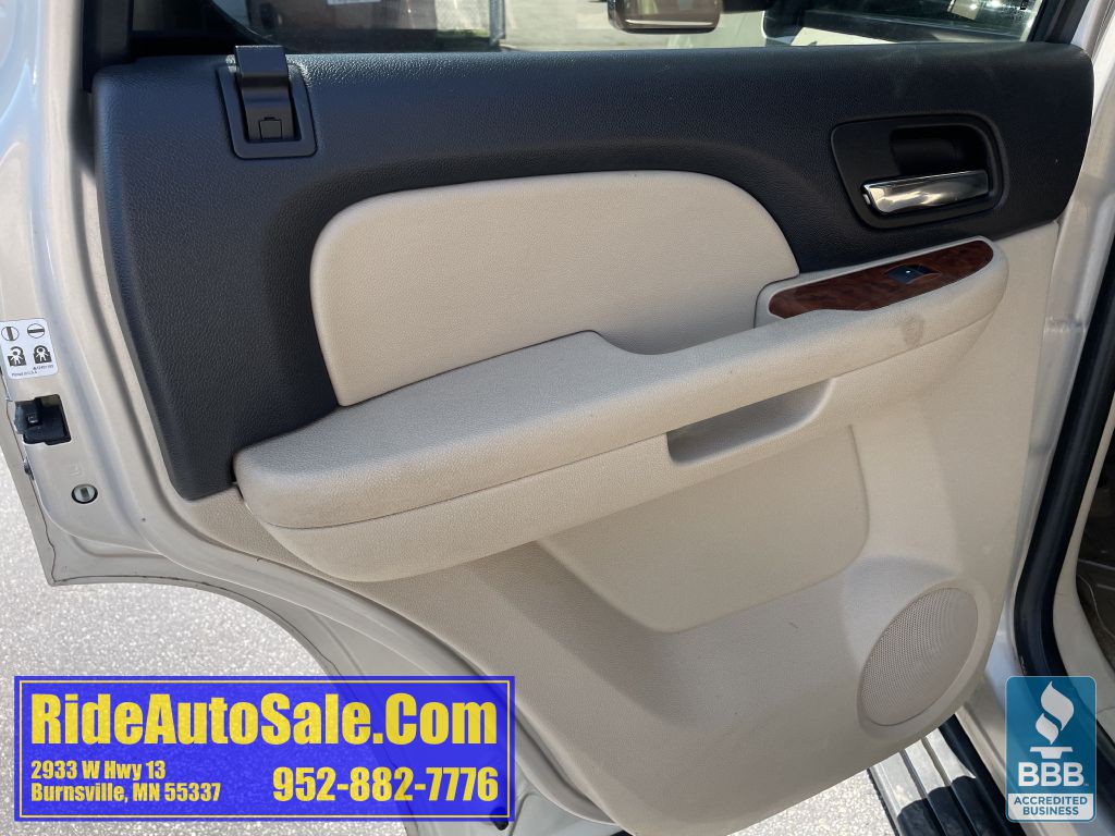 2008 Chevrolet Tahoe Image 11