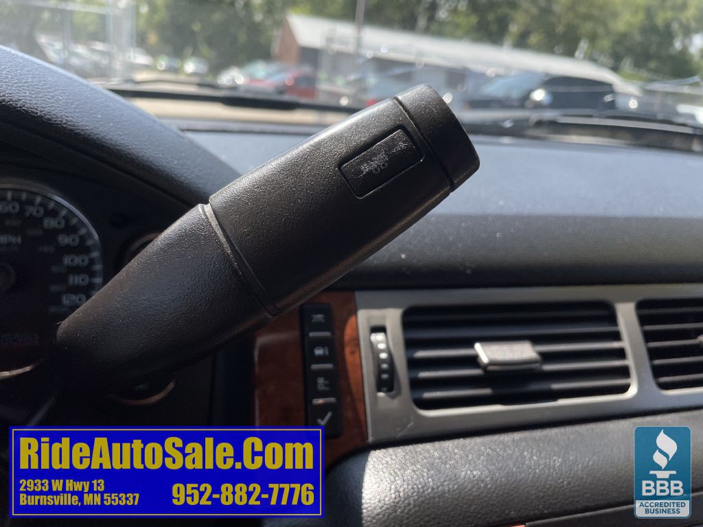 2008 Chevrolet Tahoe Image 21