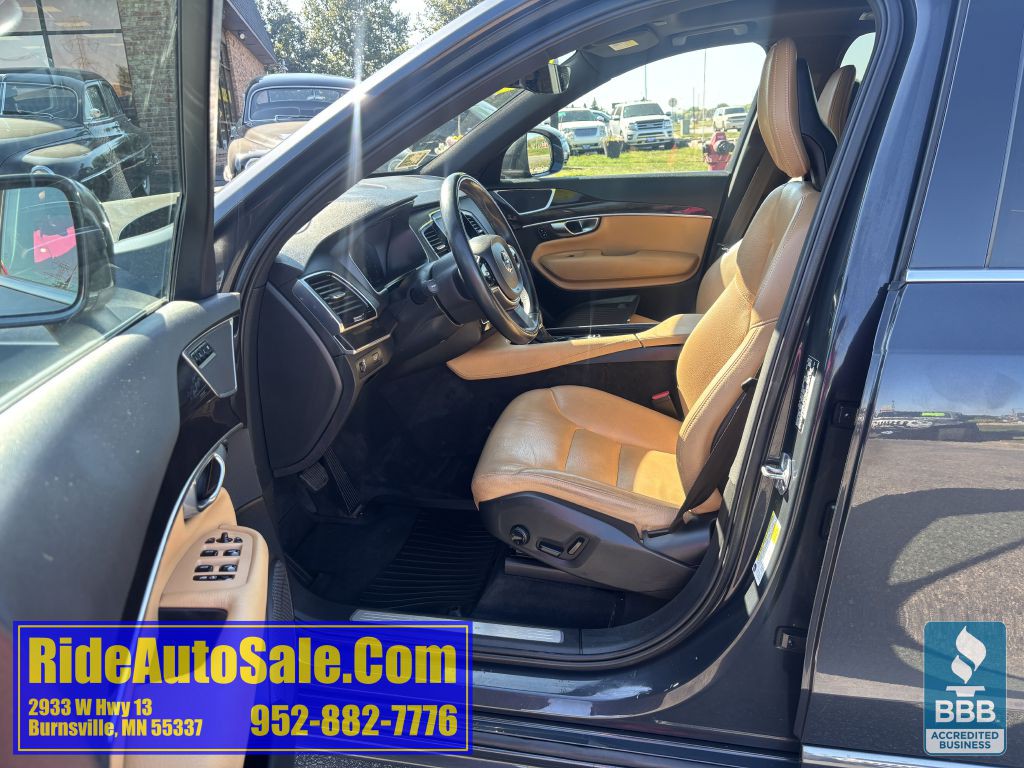 2017 Volvo XC90 Image 10