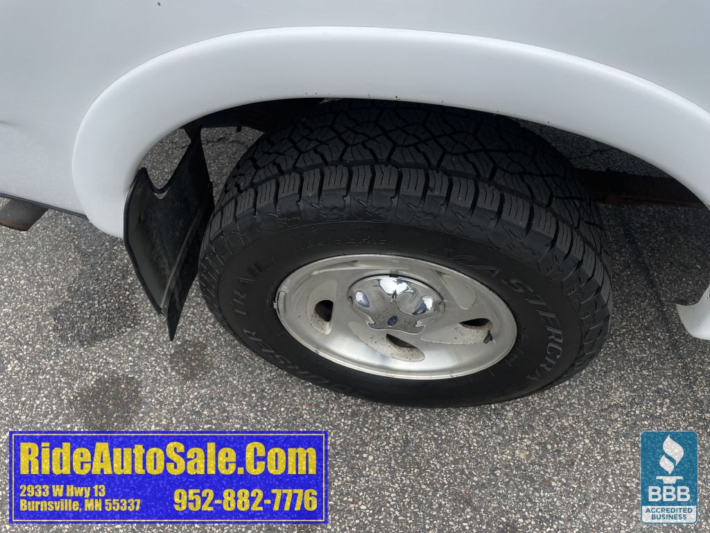 2001 Ford F-150 Image 29