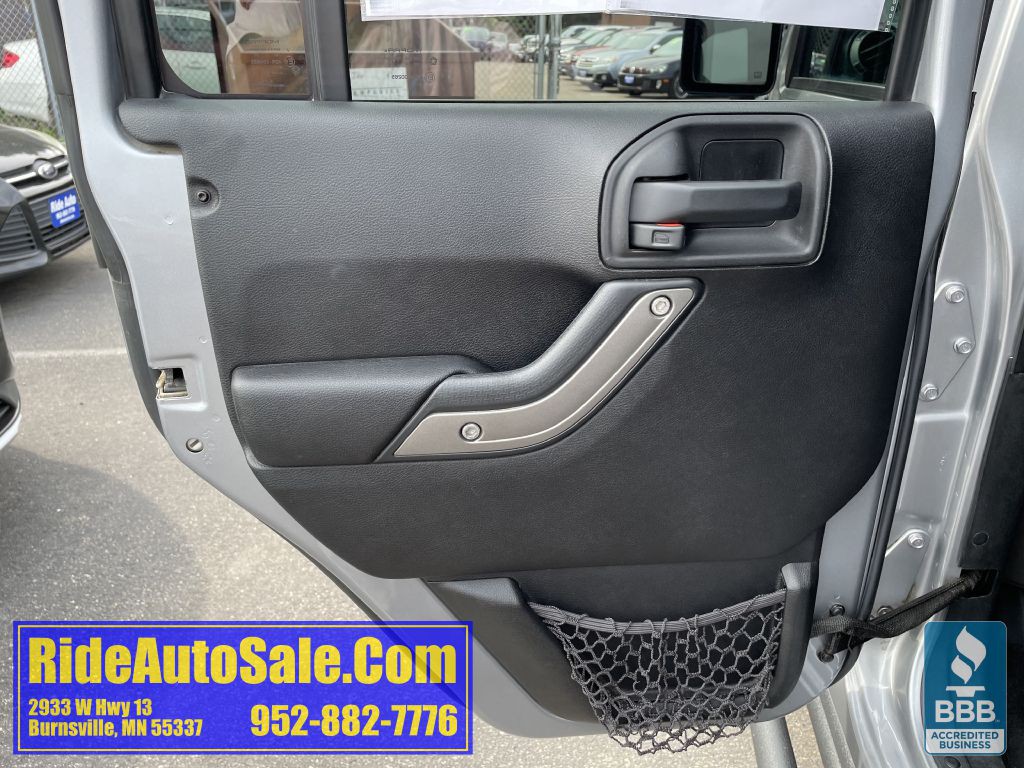 2014 Jeep Wrangler Unlimited Image 11