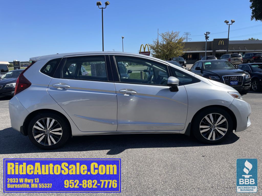2015 Honda Fit Image 4
