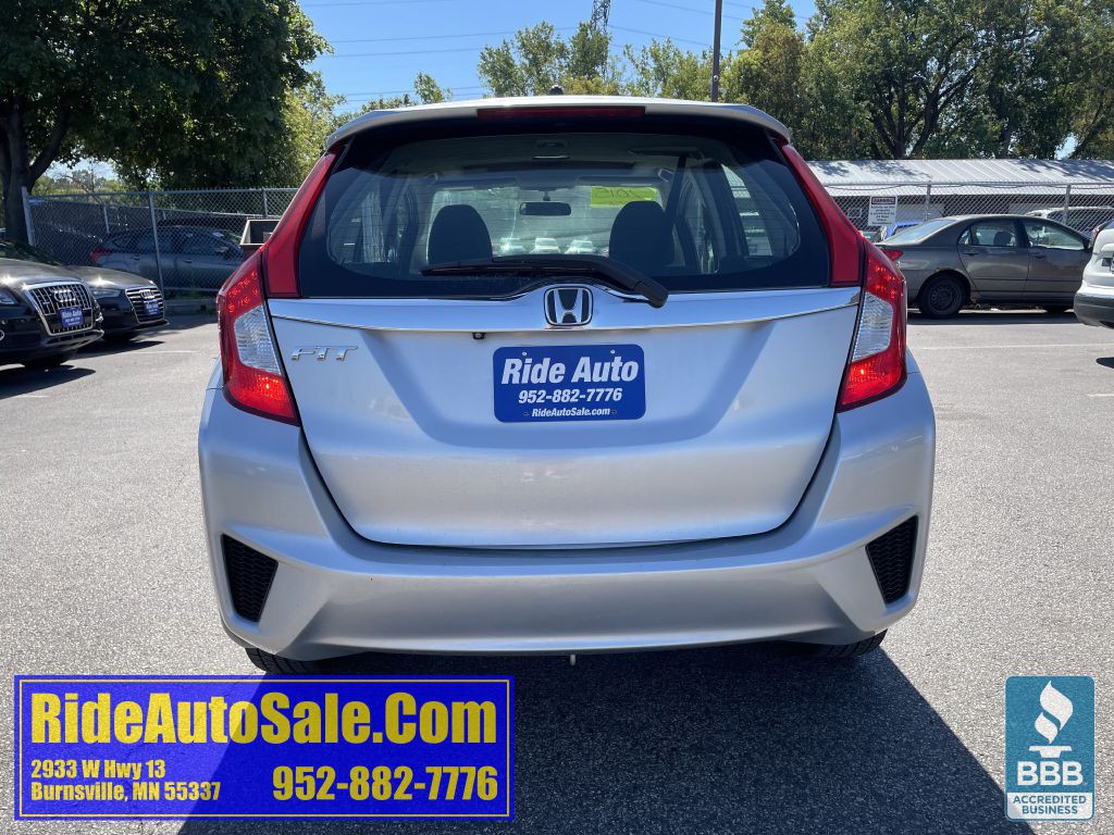 2015 Honda Fit Image 6