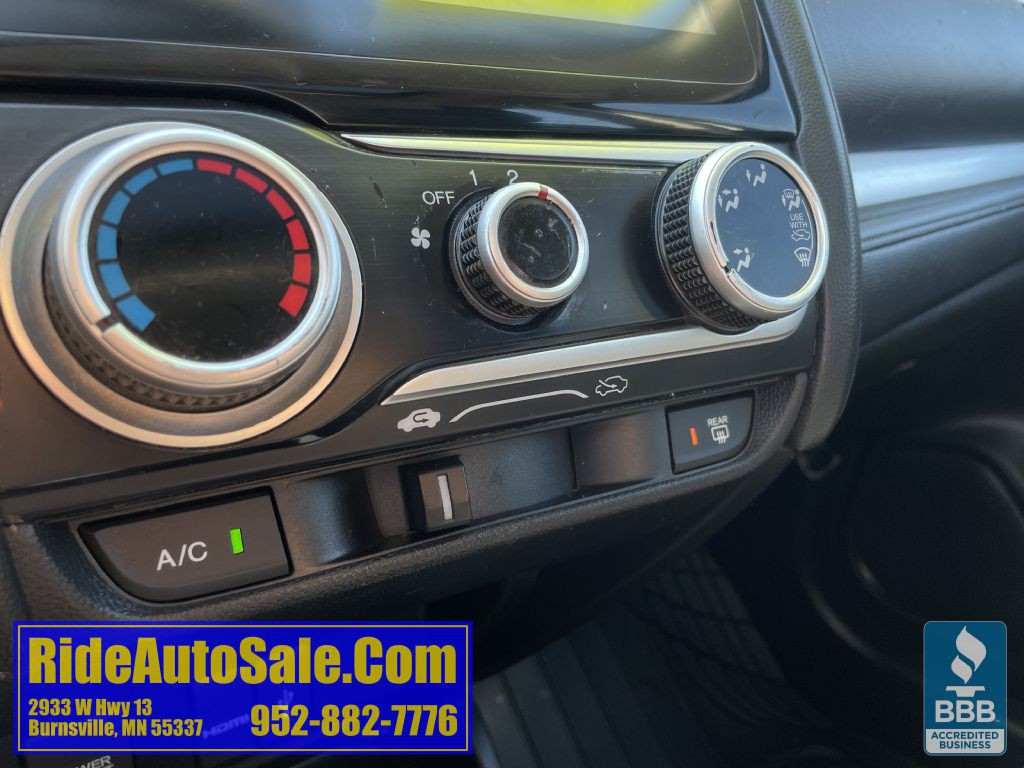 2015 Honda Fit Image 37