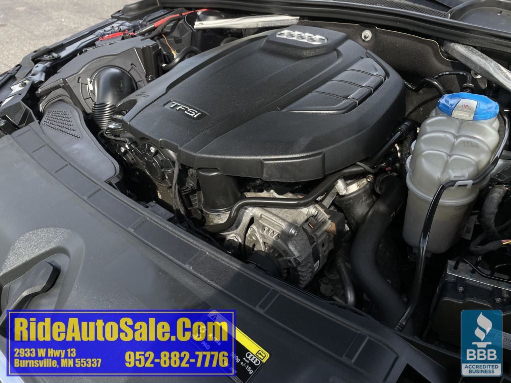 2017 Audi A4 Image 25