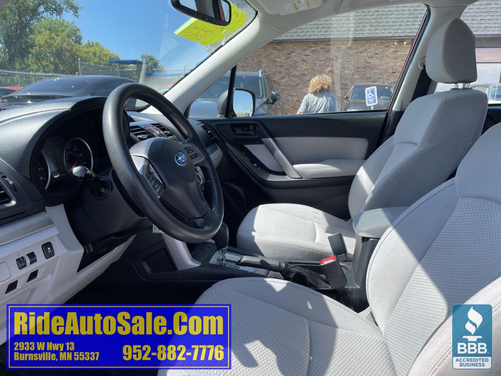 2015 Subaru Forester Image 10