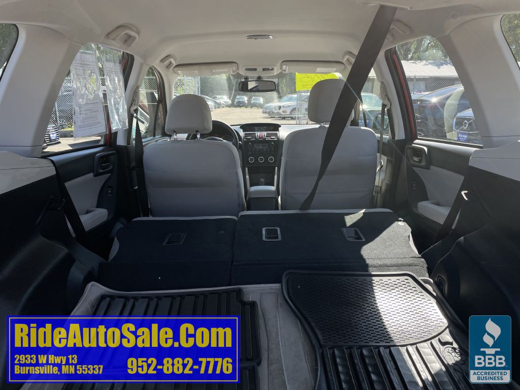 2015 Subaru Forester Image 32