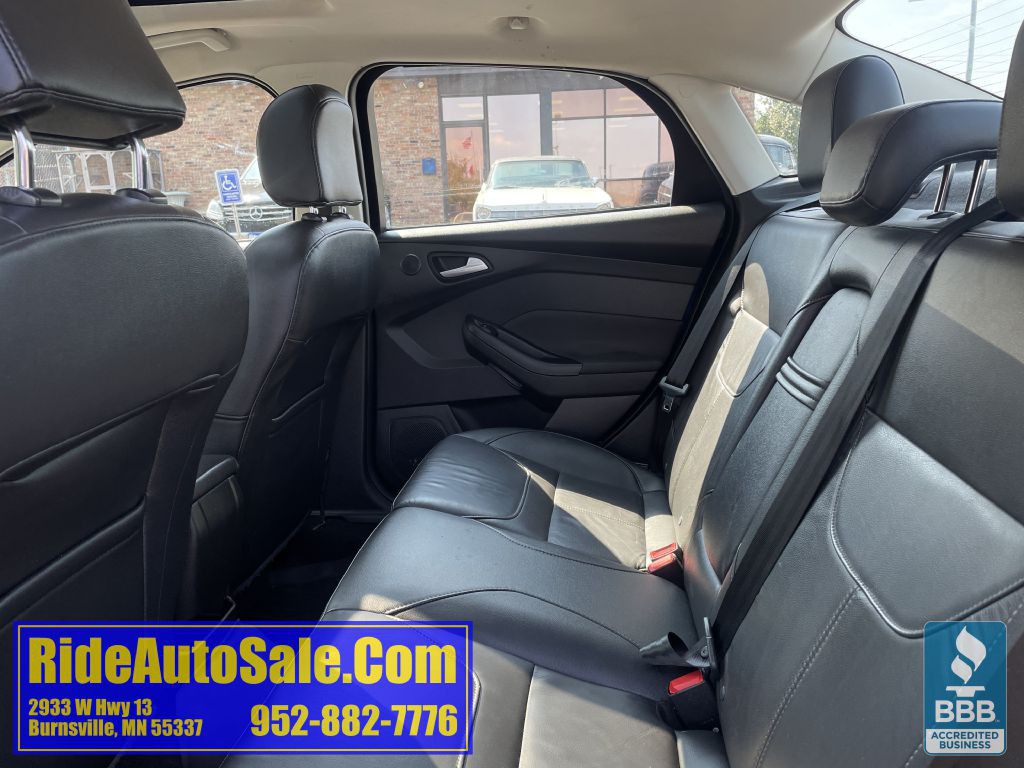 2016 Ford Focus Image 12