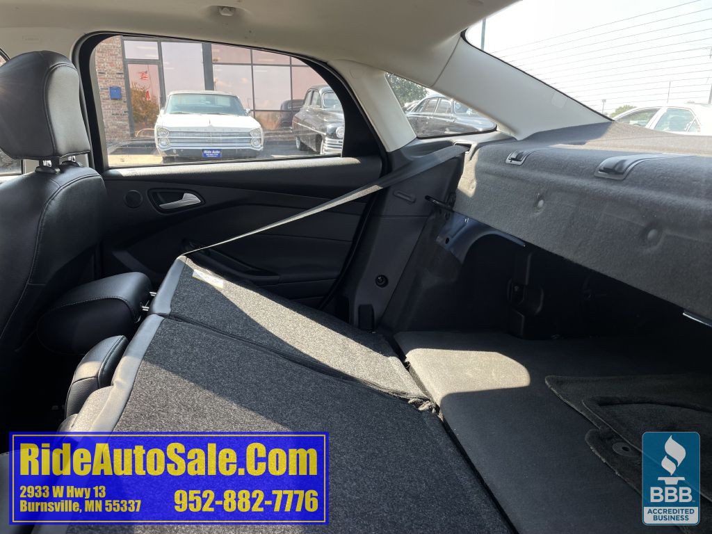 2016 Ford Focus Image 31