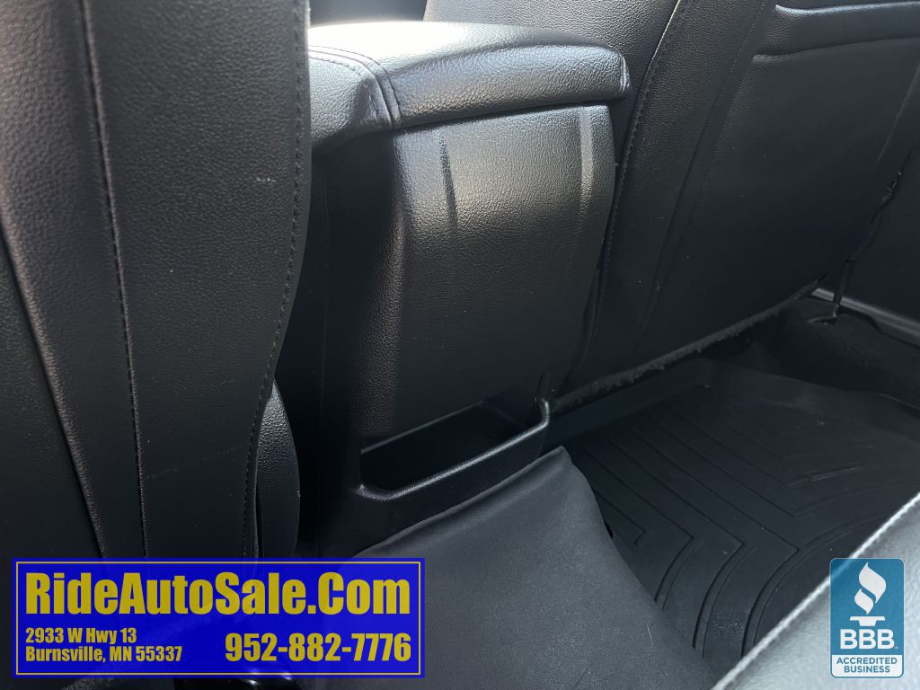 2016 Ford Focus Image 32
