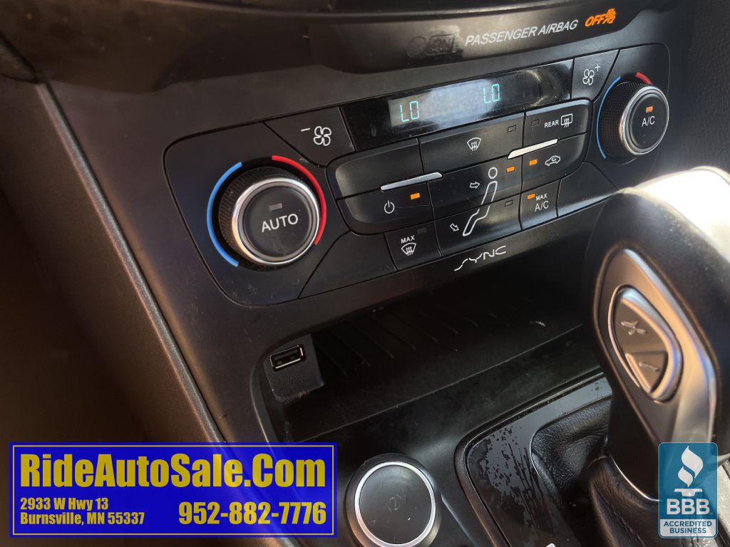 2016 Ford Focus Image 39