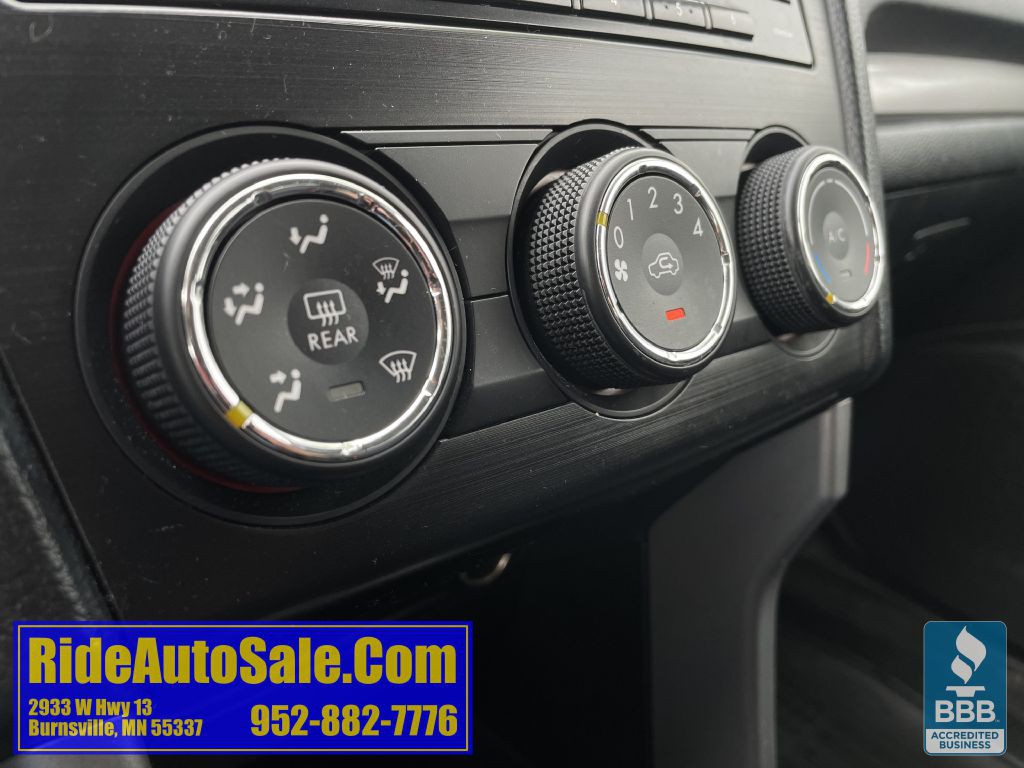 2015 Subaru Forester Image 39