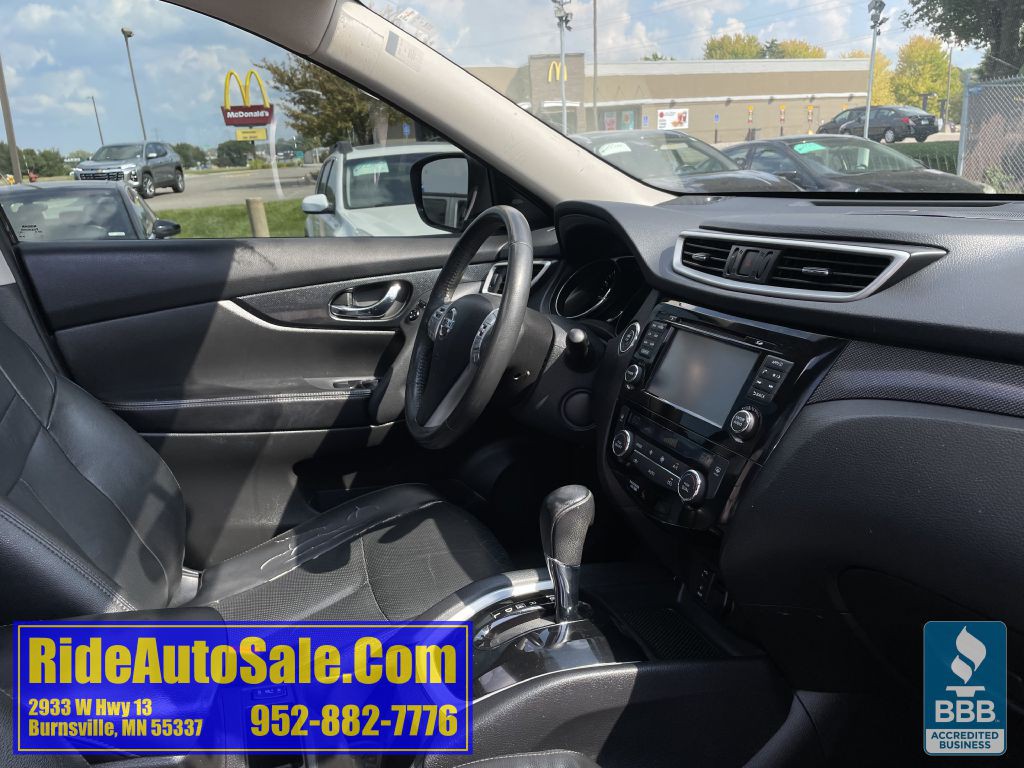 2015 Nissan Rogue Image 14