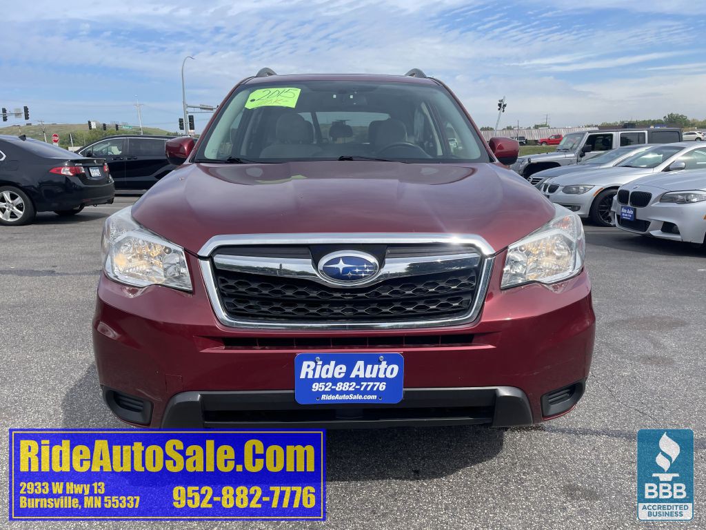 2015 Subaru Forester Image 2