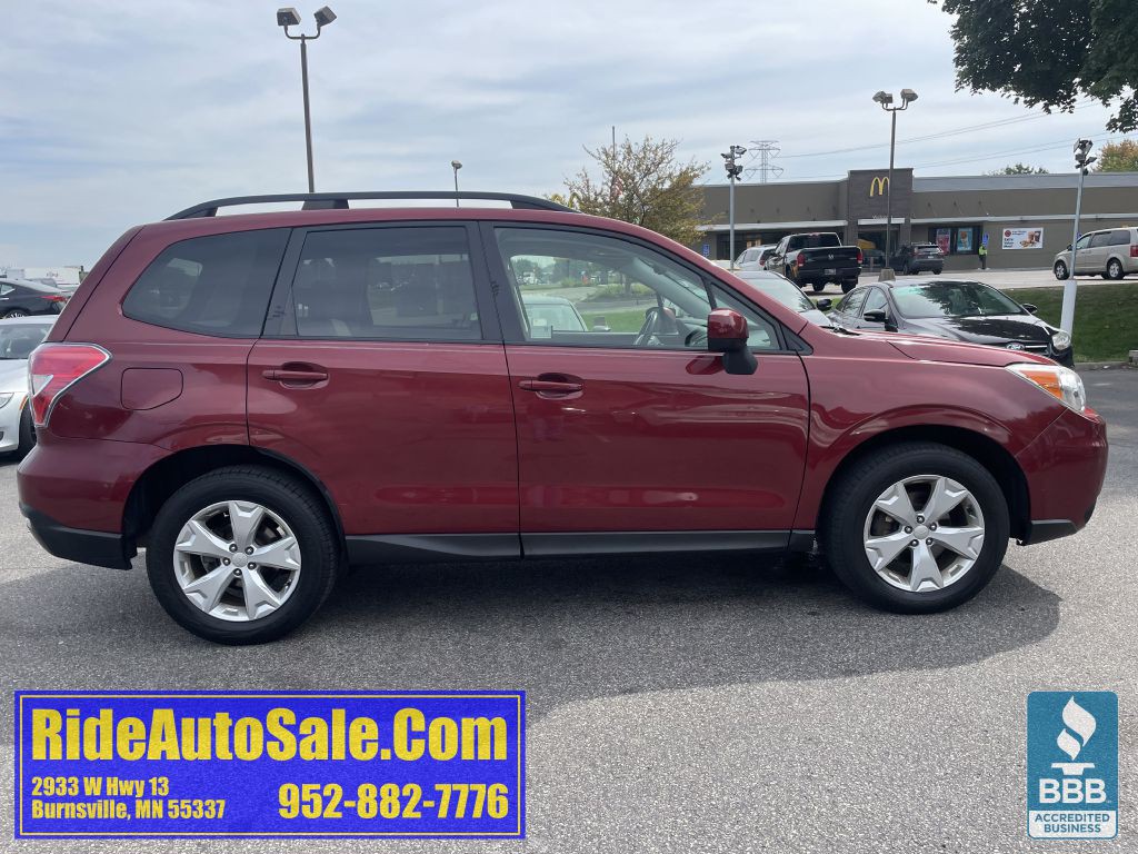 2015 Subaru Forester Image 4