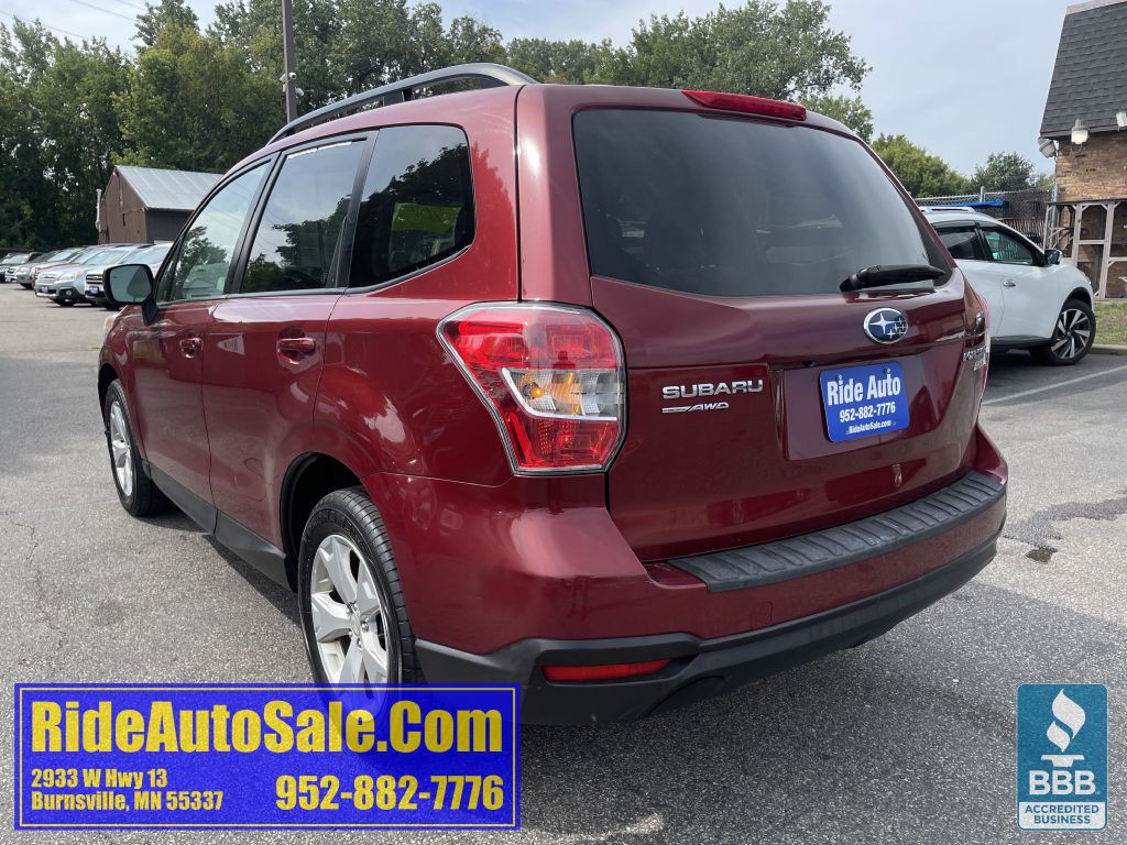 2015 Subaru Forester Image 7