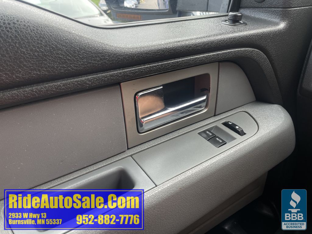2011 Ford F-150 Image 32