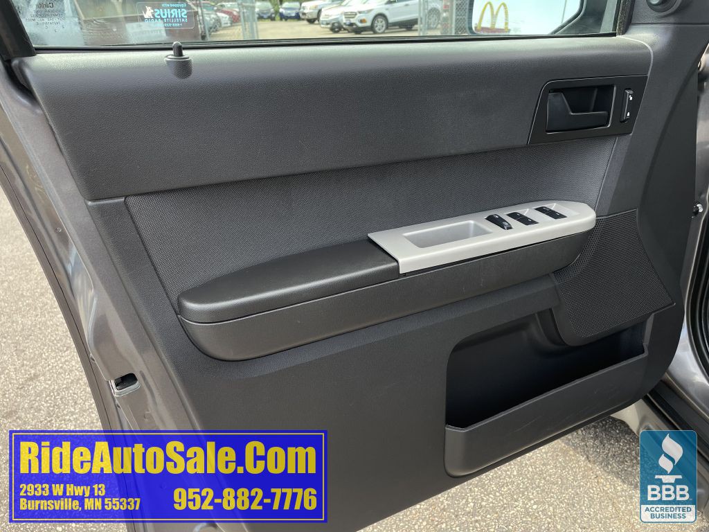 2012 Ford Escape Image 9