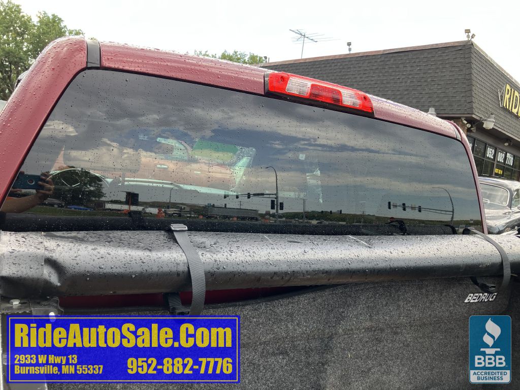2015 Chevrolet Silverado 1500 Image 32