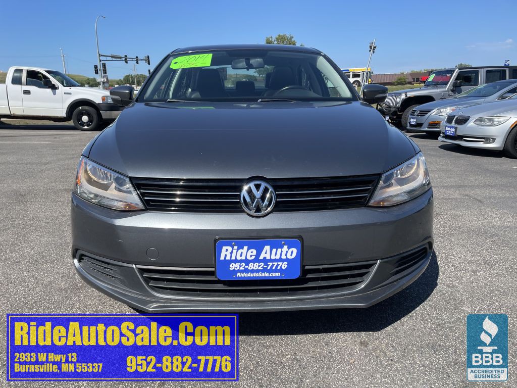 2014 Volkswagen Jetta Image 2
