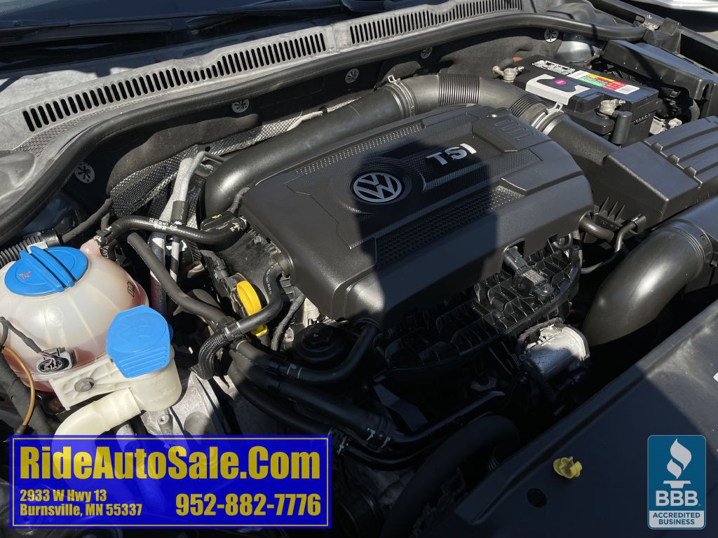 2014 Volkswagen Jetta Image 25
